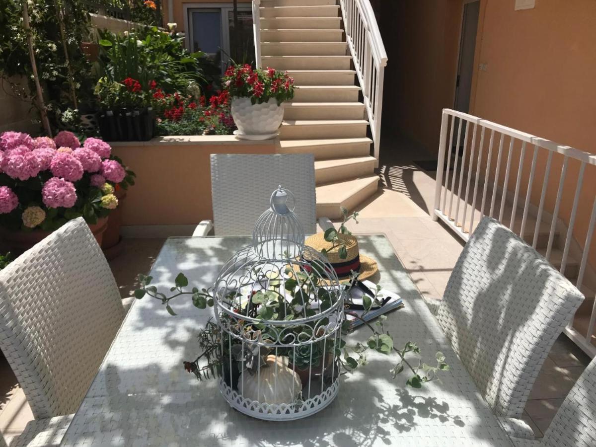 Apartment Sunny Elza 2 Hvar Town Exterior foto